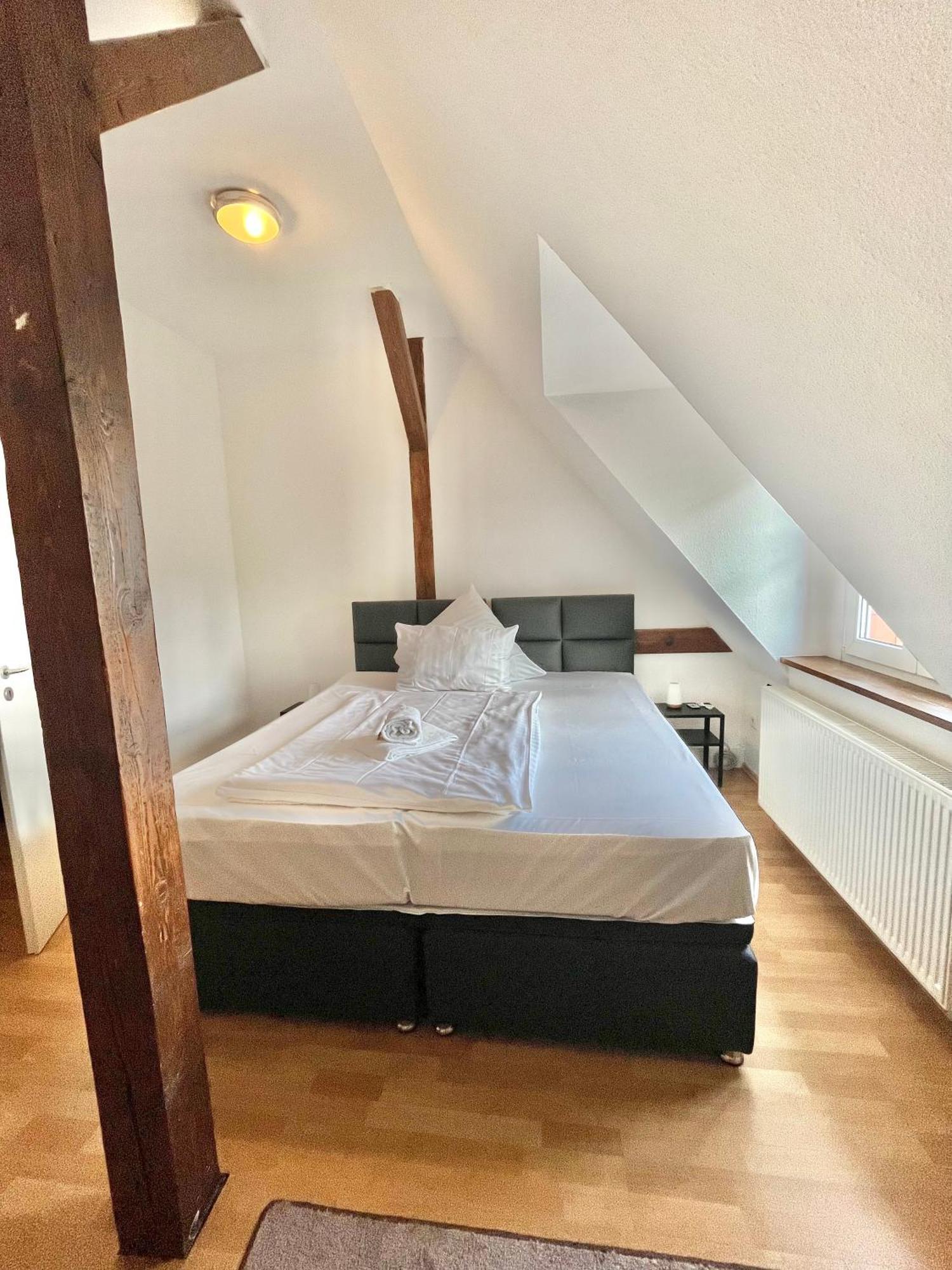 Guesthouse Bielefeld - Brake Ngoại thất bức ảnh