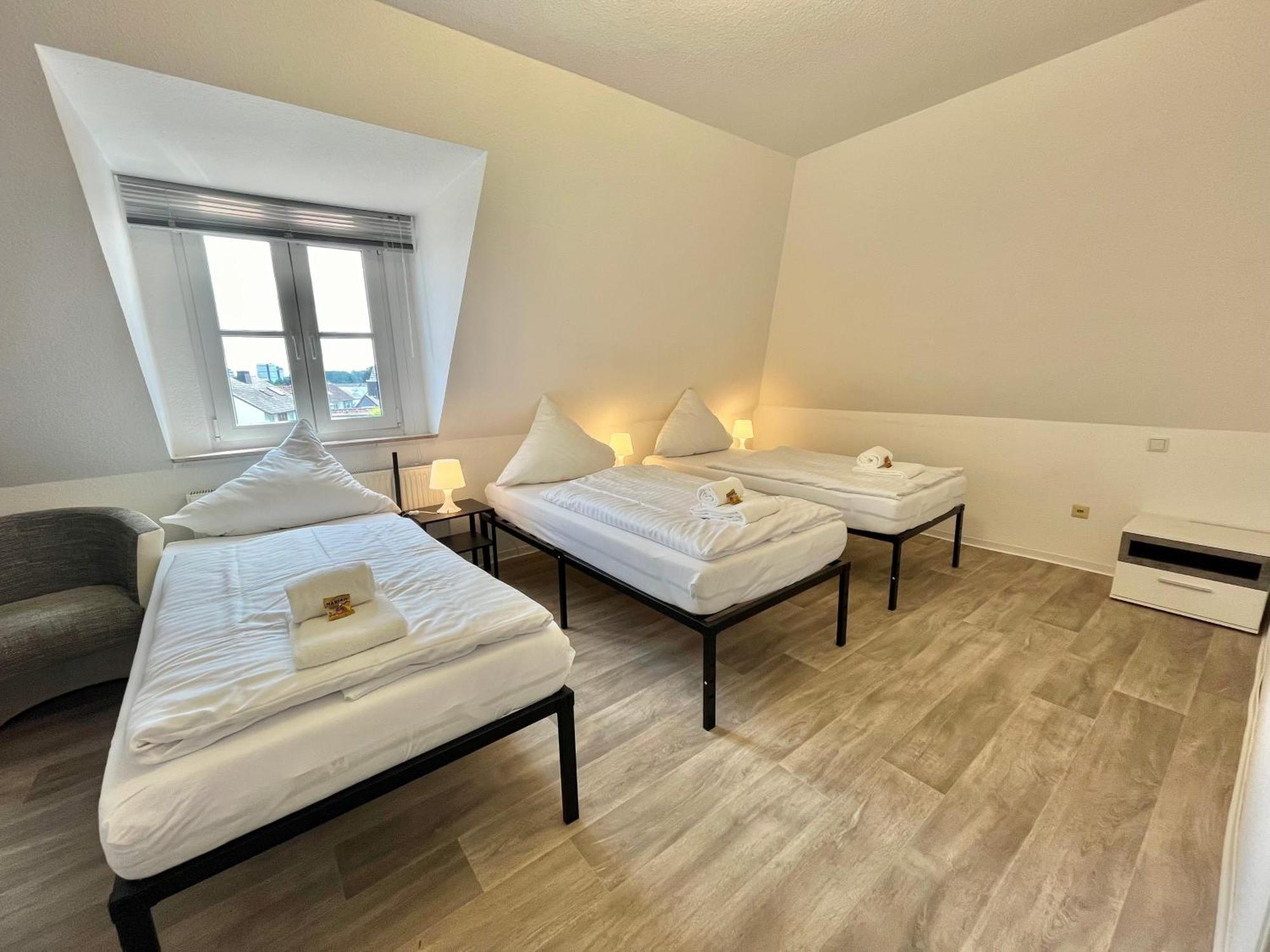 Guesthouse Bielefeld - Brake Ngoại thất bức ảnh